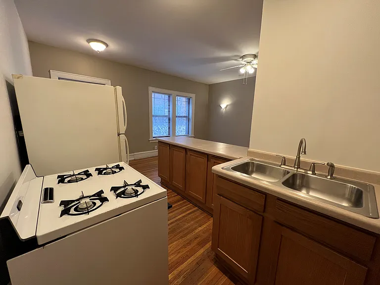 Stevens Square Apartments — Photo 62