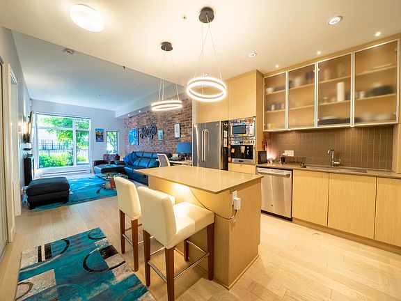2nd image of 262 Salter St #101