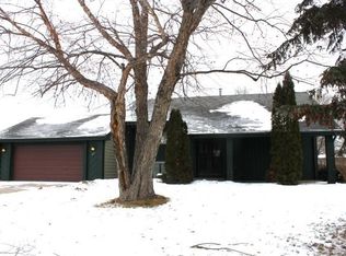 811 126th Ave NE, Blaine, MN 55434