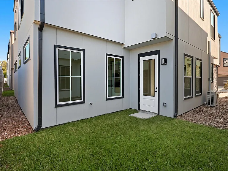 2924 El Fenice Ln — Photo 36