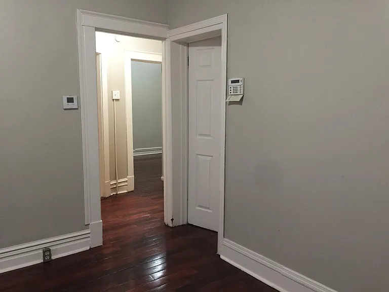 7006 Garesche Ave — Photo 13