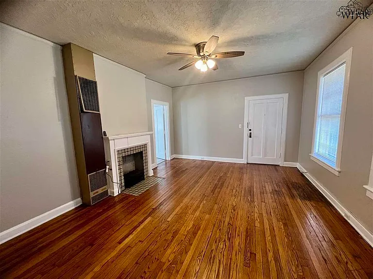 1109 Harrison St — Photo 6