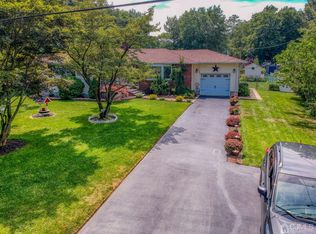 40 13th St, Monroe Township, NJ