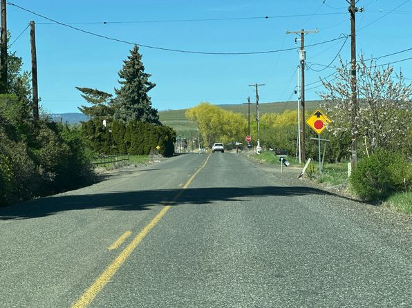 1830 Dilley Rd, Tieton, WA 98947