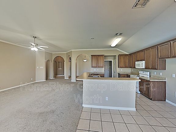 5th image of 219 Arrowhead Dr