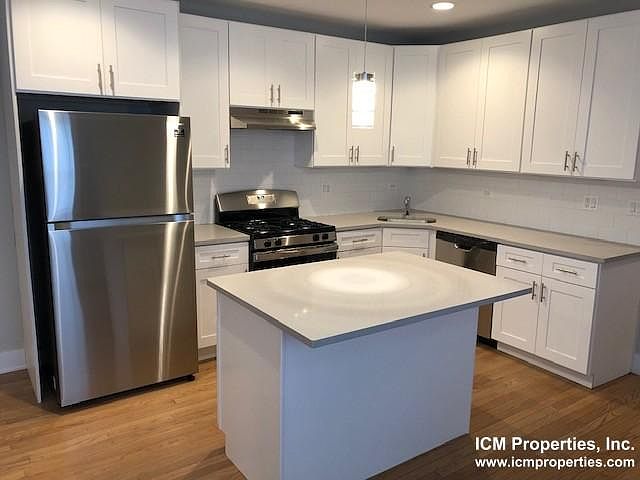 1st image of 5036 N Wolcott Ave #1F