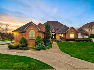 6602 Squirrel Rdg, Washington, MI 48094