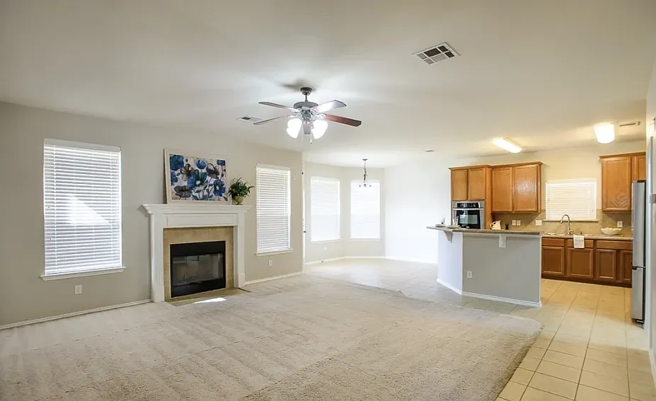 6201 Charlotte Ln — Photo 4