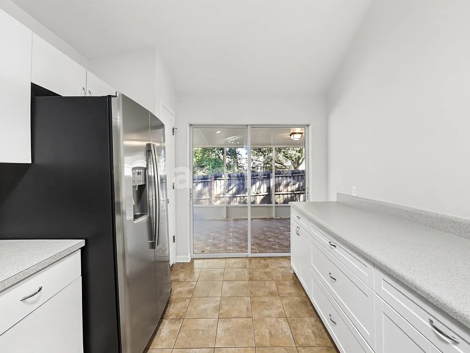 3 bed, 2.0 bath, 1314 sqft, $2,290 — Photo 3