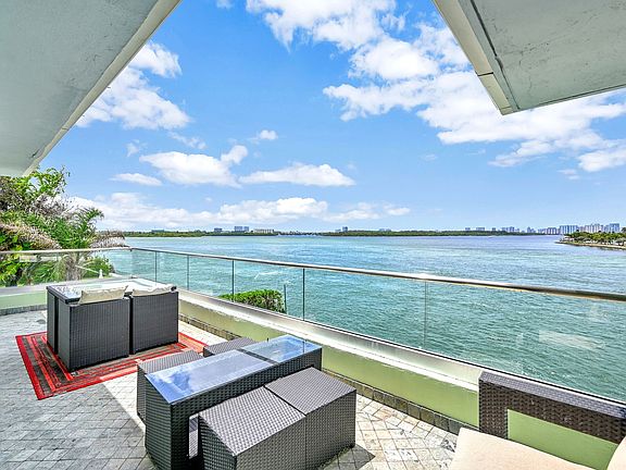 3rd image of 286 Bal Bay Dr #3A-4