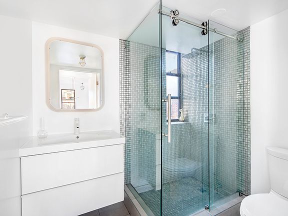 3rd image of 307 E 8th St APT 5C