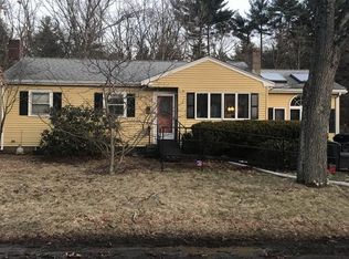 8 Highland Cir, Foxboro, MA 02035