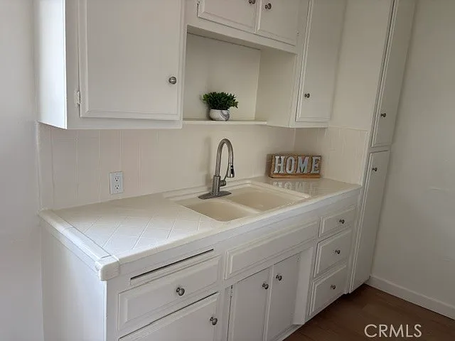 718 W Center St — Photo 5