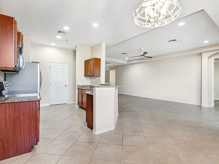 12866 Carrington Cir #202 — Photo 7