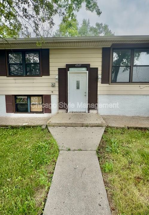1st image of 4507 Balmoral Dr