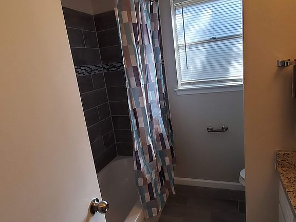 3rd image of 7300 Folkstone Dr