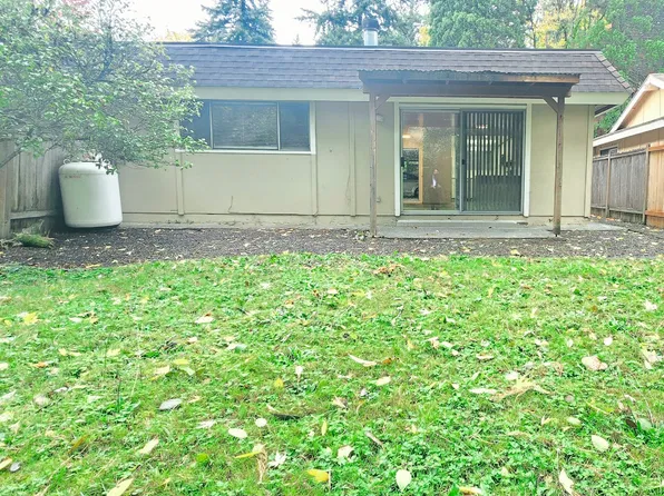 13821 SE Allen Rd #B, Bellevue, WA 98006