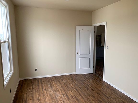 4th image of 1454 48th Ave #A
