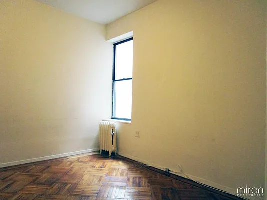 Rented by Miron Properties | media 37