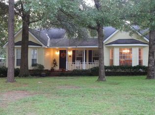 104 Charlotte Ct, Daphne, AL 36526