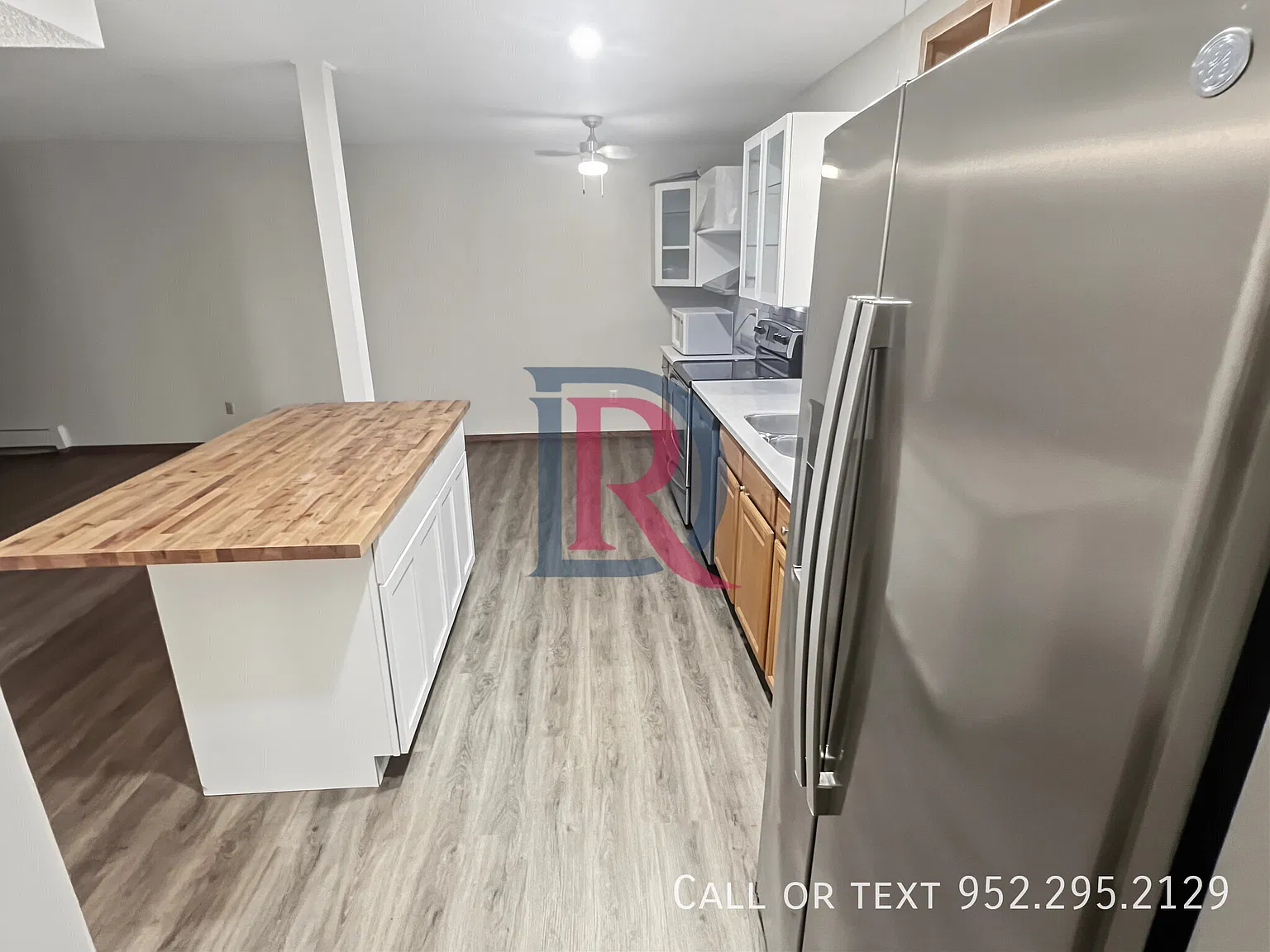 2br 2ba Condo In Roseville! — Photo 4