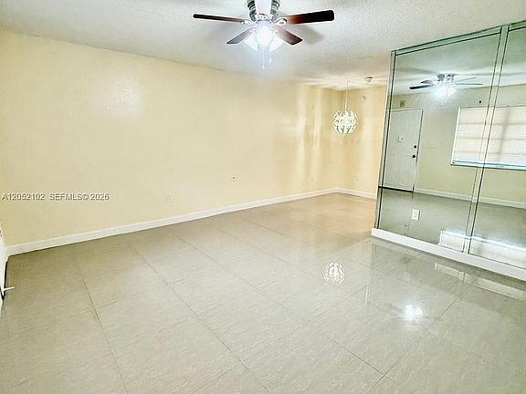 3rd image of 20210 NE 2nd Ave APT V4