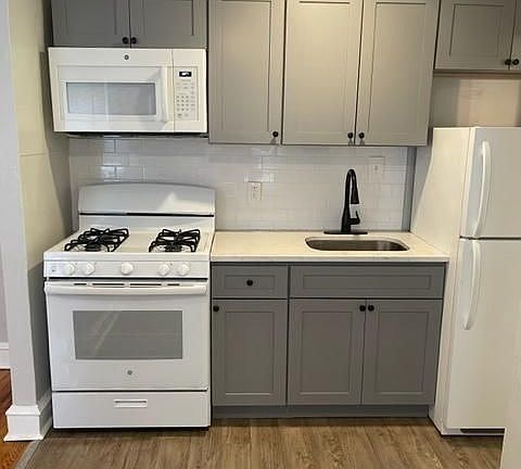 2nd image of 623 Pine St #25-25-2R