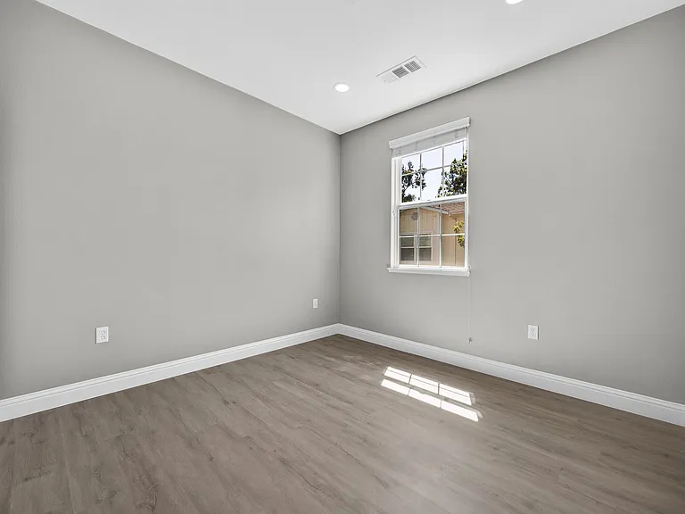 259 Birch Creek Dr — Photo 13