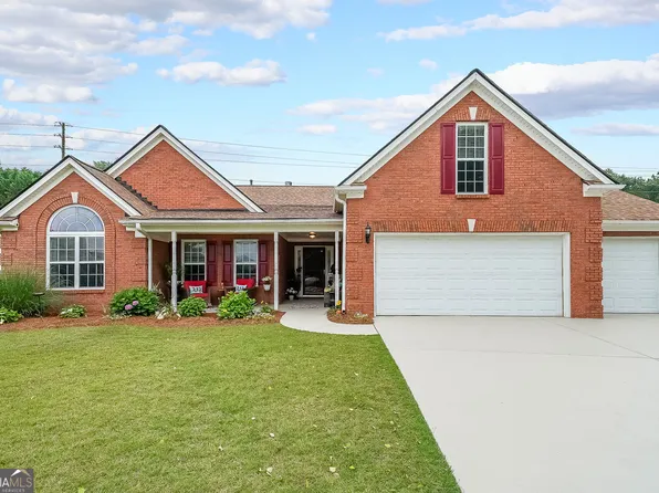 1382 Fountain Lakes Dr, Lawrenceville, GA 30043