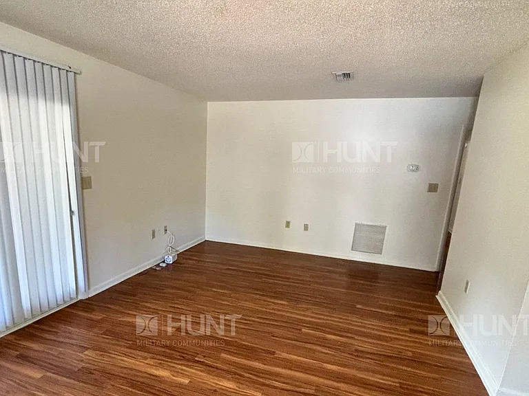 198 E Dove Ln — Photo 8
