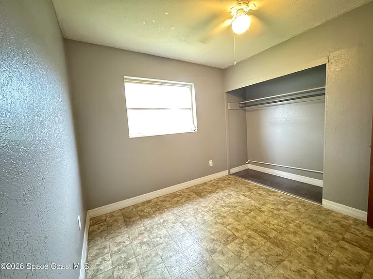 2506 Stratford Dr — Photo 14