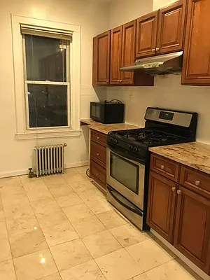 Rented by Aamen Realty | media 6