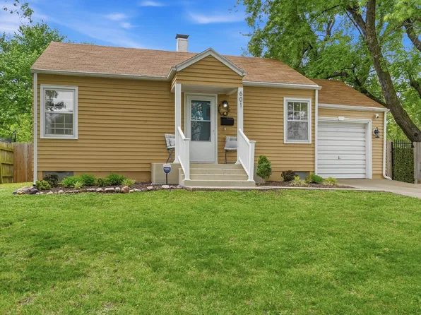 601 SW Randolph Ave, Topeka, KS 66606