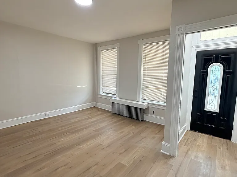 100 N Johnston Ave — Photo 6