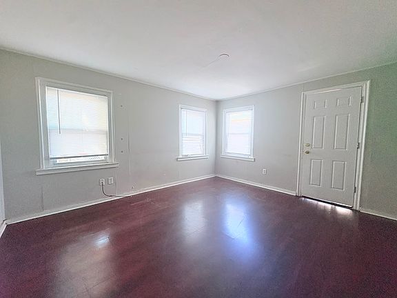4th image of 57 Orchard St #A