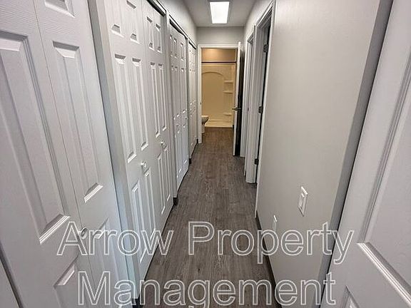 5th image of 407 H St Building 23-6