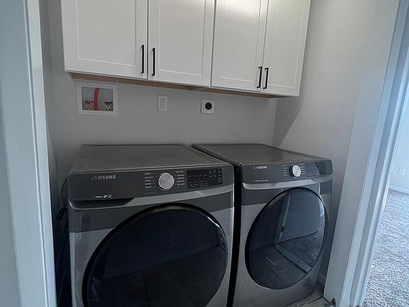 New in-unit washer dryer