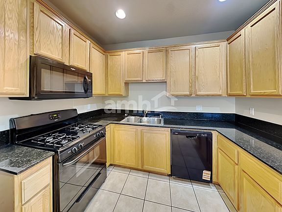 3rd image of 10434 Tuscany Rose Ct