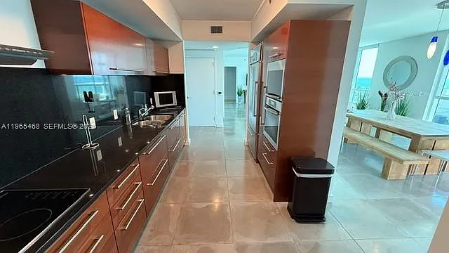 101 S Fort Lauderdale Beach Blvd #707 — Photo 17