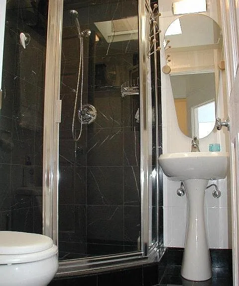 523 Judah St #301 — Photo 2
