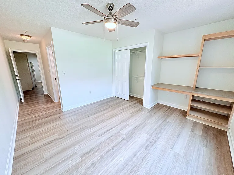 201 Harts Cove Way — Photo 14