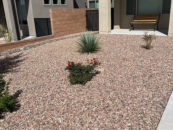 2nd image of 4922 Venado Peak