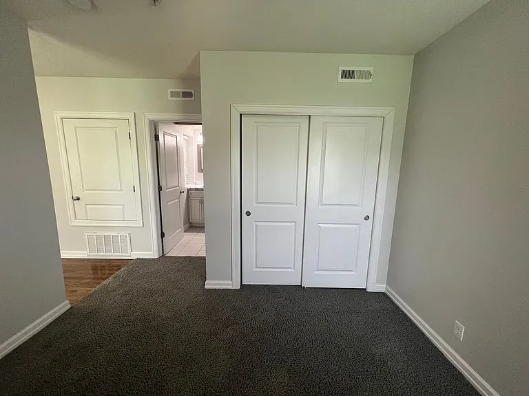 528 S 29th St — Photo 36
