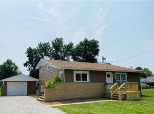 314 N 3rd St, Georgetown, IL 61846