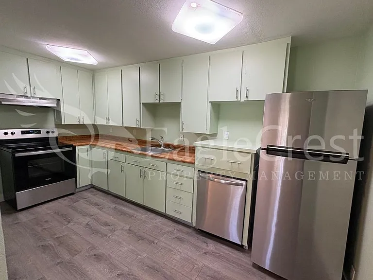 630 Frisco St — Photo 17
