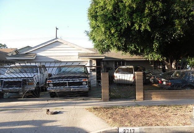 1st image of 2717 W Camden Pl
