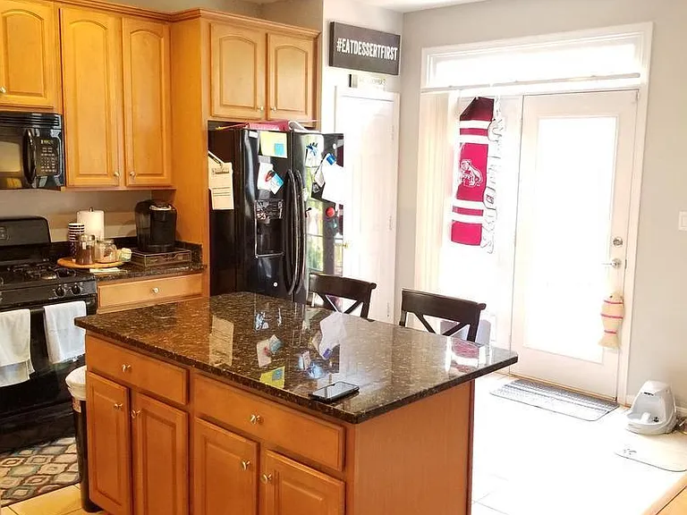 8234 Gunston Commons Way — Photo 29