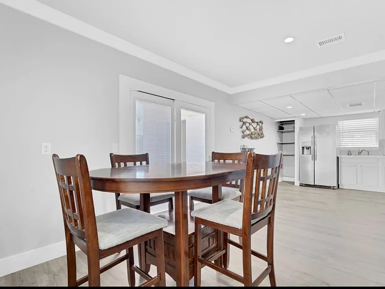70 Coral Dr — Photo 5