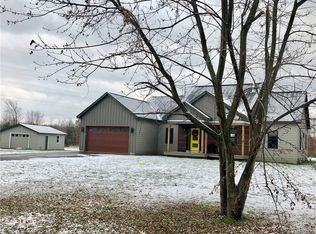 1657 Overhead Rd, Derby, NY 14047