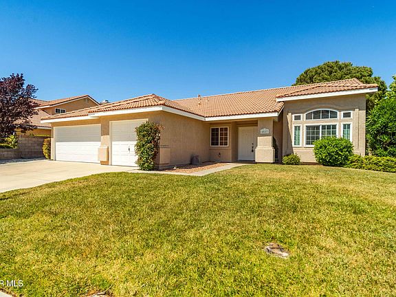 2nd image of 4527 Brisa Dr